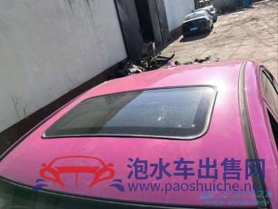 13年現(xiàn)代悅動(dòng)小型車