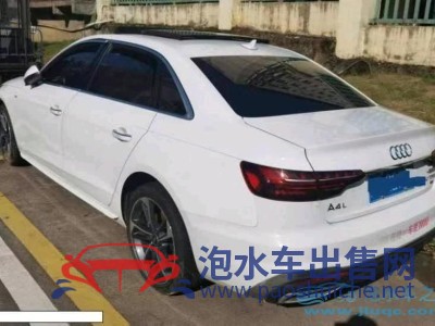 22年奧迪奧迪A4L中型車